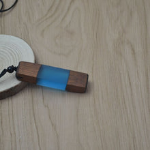 Load image into Gallery viewer, Wood Resin Necklaces