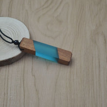 Load image into Gallery viewer, Wood Resin Necklaces